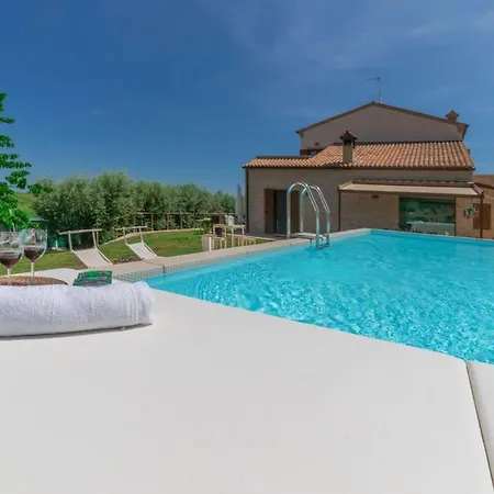 Clair By Interhome Hébergement de vacances Fermo
